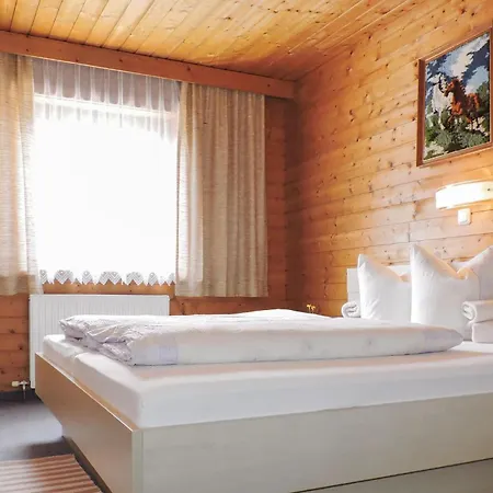 Ferienhaus In Ruhiger Lage Holiday home Kappl (Landeck)