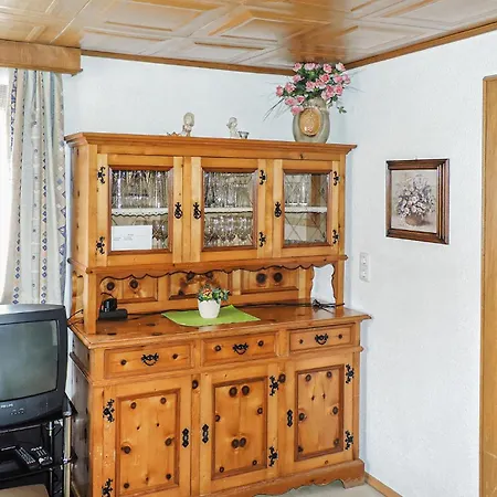 Ferienhaus In Ruhiger Lage *
