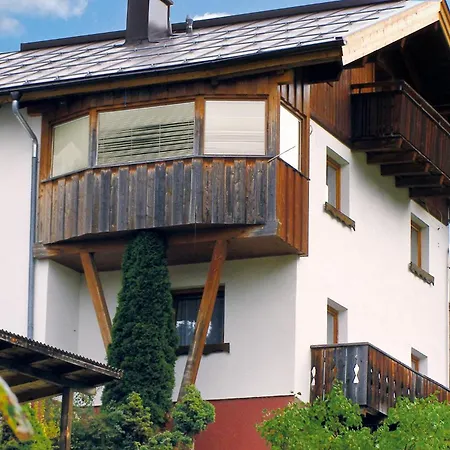 In Ruhiger Lage 度假居 *